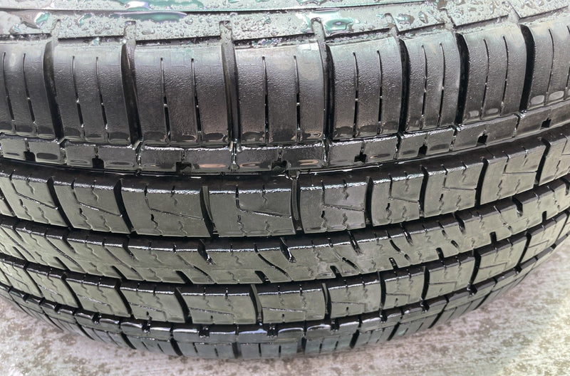 Load image into Gallery viewer, HYUNDAI IONIQ 6 18x7.5 BLACK 7-SLOT ALLOY WHEEL RIM W/TIRE (ONLY#1) 23-25 112314
