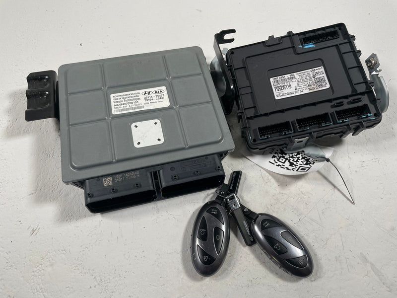 Load image into Gallery viewer, 2025 HYUNDAI TUCSON FWD ENGINE &amp; BODY CONTROL MODULE ECM BCM W/ KEY FOB # 113018

