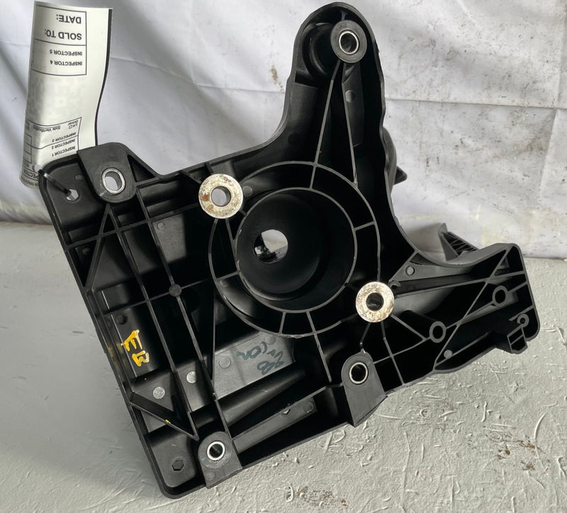 Load image into Gallery viewer, 2025-26 CHEVROLET EQUINOX FRONT ACCELERATOR &amp; BRAKE PEDAL ASSEMBLY 1.5L # 112431

