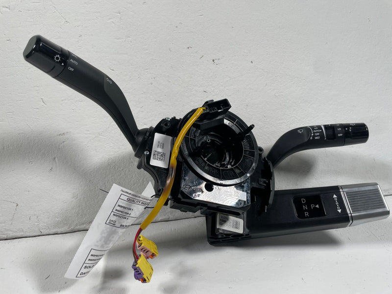 Load image into Gallery viewer, 2025 HYUNDAI TUCSON STEERING COLUMN MULTIFUNCTION CONTROL SWITCH 2.5L # 113039

