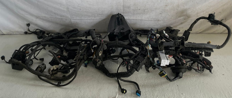 Load image into Gallery viewer, 2021-2024 KIA K5 ENGINE BAY ROOM FUSE BOX WIRE WIRING HARNESS 91400L3020 #111789
