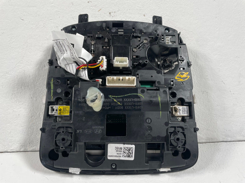 Load image into Gallery viewer, 2025 HYUNDAI TUCSON INTERIOR OVERHEAD ROOF MAP DOME LAMP LIGHT ASSEMBLY # 113019
