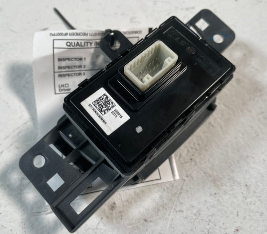 22-24 HYUNDAI TUCSON DASHBOARD DIMMER & TRACTION CONTROL SWITCH GRAY