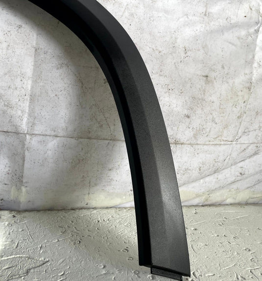 25-26 CHEVROLET EQUINOX FRONT RIGHT SIDE WHEEL ARCH FLARE MOLDING 1.5L