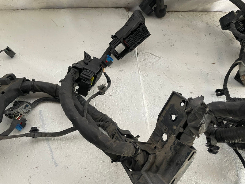 Load image into Gallery viewer, 2021-2024 KIA K5 ENGINE BAY ROOM FUSE BOX WIRE WIRING HARNESS 91400L3020 #111789

