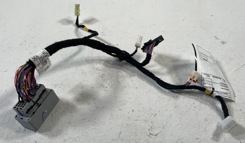 Load image into Gallery viewer, 2022-23 GENESIS GV70 CENTER CONSOLE WIRE WIRING HARNESS 2.5L 91875-AR110 #107536
