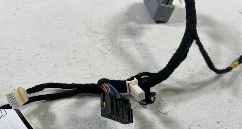 Load image into Gallery viewer, 2022-23 GENESIS GV70 CENTER CONSOLE WIRE WIRING HARNESS 2.5L 91875-AR110 #107536
