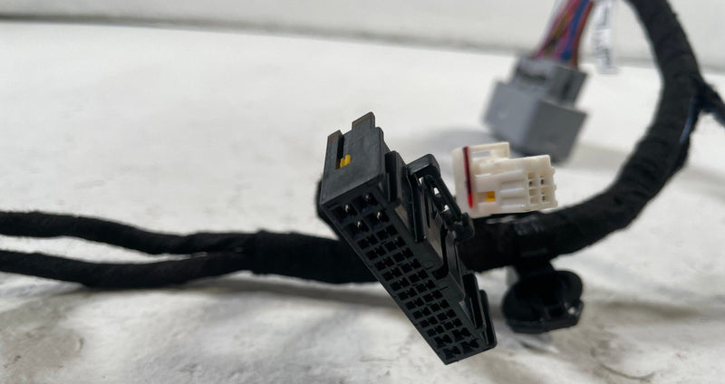 Load image into Gallery viewer, 2022-23 GENESIS GV70 CENTER CONSOLE WIRE WIRING HARNESS 2.5L 91875-AR110 #107536

