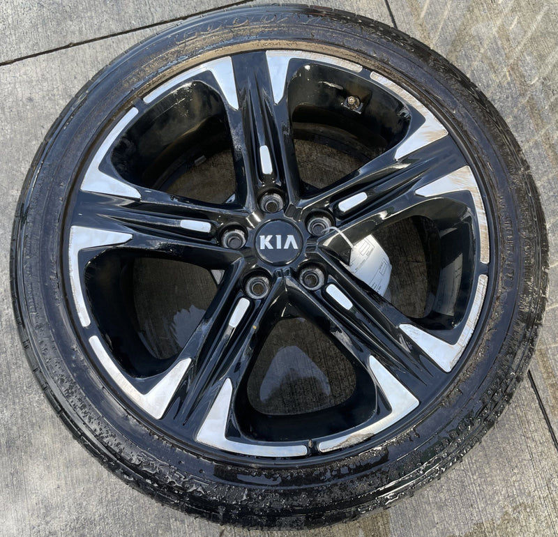 Load image into Gallery viewer, KIA K5 18x7-1/2 MACHINED BLACK ALLOY WHEEL RIM W/TIRE (ONLY#1) 2021-2024 #111798
