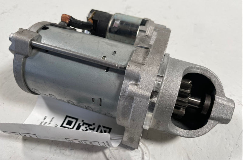 Load image into Gallery viewer, 2022 - 2026 HYUNDAI TUCSON 2.5L ENGINE STARTER MOTOR ASSEMBLY 12V # 113066
