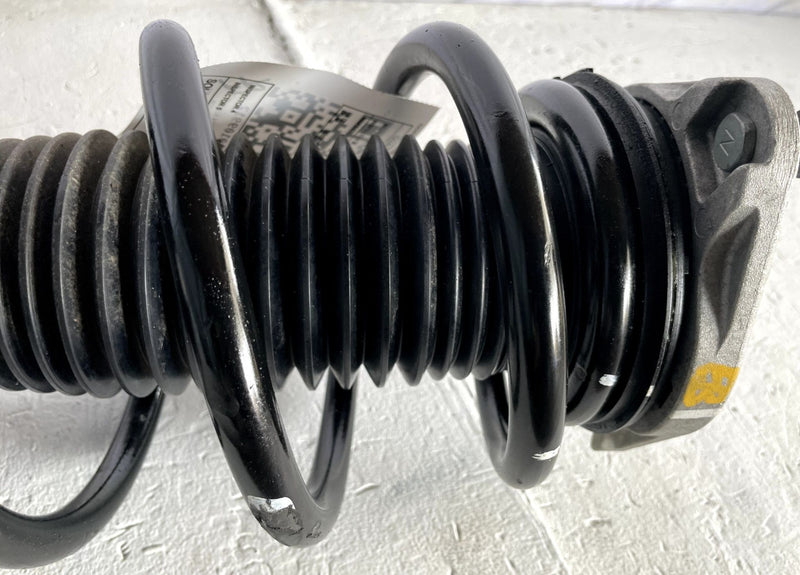 Load image into Gallery viewer, 2022 - 2025 KIA EV6 FRONT RIGHT SIDE SHOCK STRUT ABSORBER &amp; COIL SPRING # 109912
