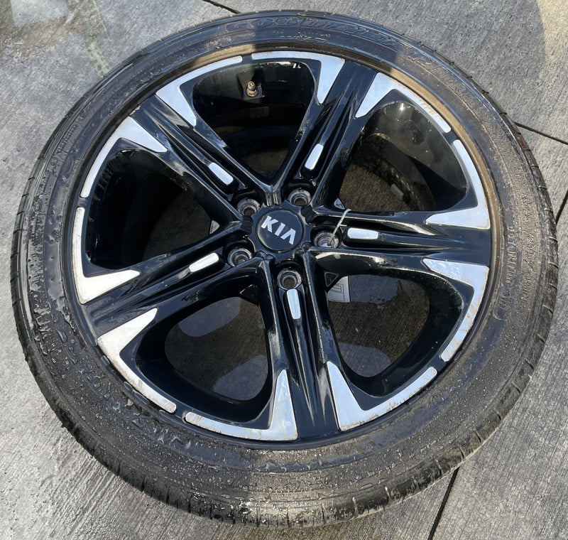 Load image into Gallery viewer, KIA K5 18x7-1/2 MACHINED BLACK ALLOY WHEEL RIM W/TIRE (ONLY#1) 2021-2024 #111797
