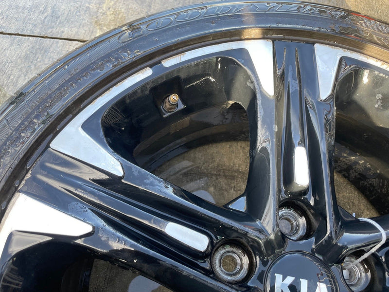 Load image into Gallery viewer, KIA K5 18x7-1/2 MACHINED BLACK ALLOY WHEEL RIM W/TIRE (ONLY#1) 2021-2024 #111797
