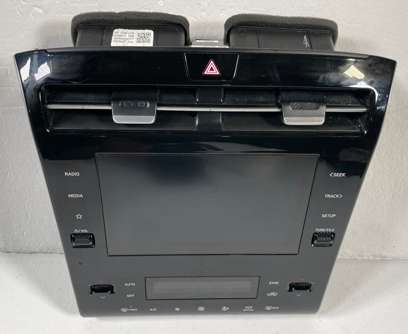 Load image into Gallery viewer, 23-24 HYUNDAI TUCSON DASH AUDIO AC CLIMATE DISPLAY SCREEN CONROL PANEL # 107692
