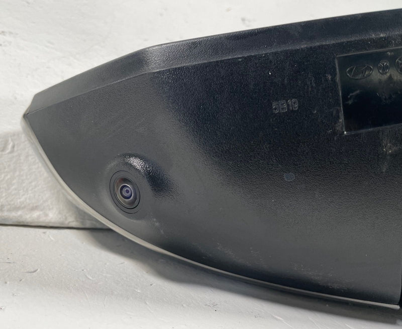 Load image into Gallery viewer, 2025-2026 HYUNDAI TUCSON FRONT LEFT SIDE REAR VIEW DOOR MIRROR W/ CAMERA #113042
