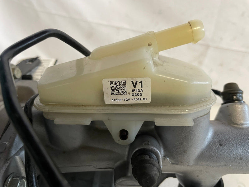 Load image into Gallery viewer, 2021-2023 ACURA TLX BRAKE MASTER CYLINDER W/ RESERVOIR 57306-TGV-A02 # 109023
