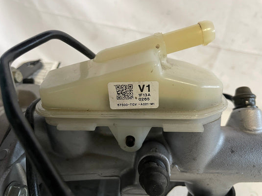 2021-2023 ACURA TLX BRAKE MASTER CYLINDER W/ RESERVOIR 57306-TGV-A02