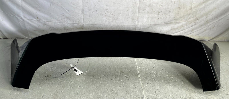 Load image into Gallery viewer, 2025-2026 CHEVROLET EQUINOX TAILGATE ROOF SPOILER &amp; LIGHT BLACK (WA384A) #112440
