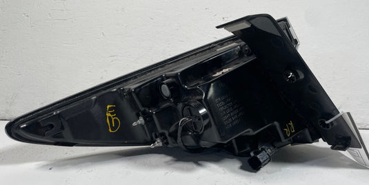 2022-2026 HYUNDAI TUCSON REAR RIGHT PASSENGER SIDE OUTER TAILLIGHT LAMP