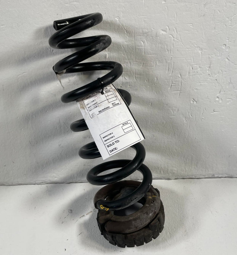 Load image into Gallery viewer, 2022 - 2025 GENESIS GV70 AWD REAR LEFT &amp; RIGHT SUSPENSION COIL SPRING # 107569
