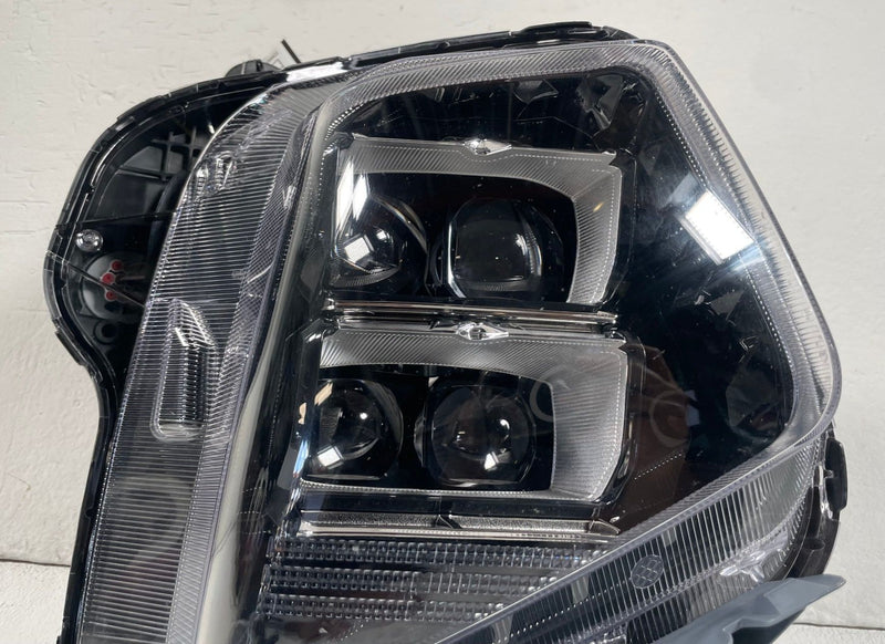 Load image into Gallery viewer, 2025 - 2026 HYUNDAI TUCSON FRONT RIGHT SIDE LED HEADLIGHT HEADLAMP 2.5L # 113055
