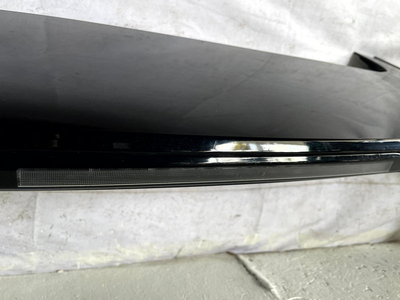 Load image into Gallery viewer, 2025-2026 CHEVROLET EQUINOX TAILGATE ROOF SPOILER &amp; LIGHT BLACK (WA384A) #112440
