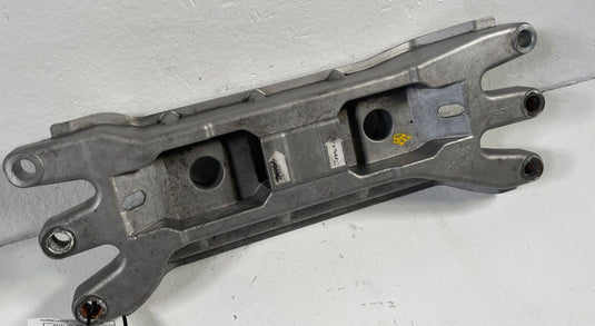21-25 GENESIS G80 GV70 AWD TRANSMISSION CROSSMEMBER SUPPORT MOUNT 2.5L