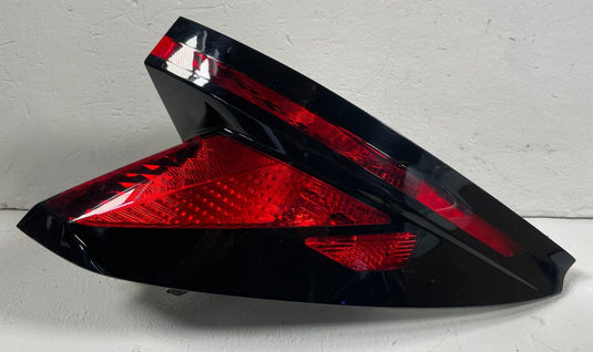 2022-2026 HYUNDAI TUCSON REAR RIGHT PASSENGER SIDE OUTER TAILLIGHT LAMP
