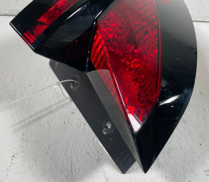 Load image into Gallery viewer, 2022-2026 HYUNDAI TUCSON REAR RIGHT PASSENGER SIDE OUTER TAILLIGHT LAMP # 113061
