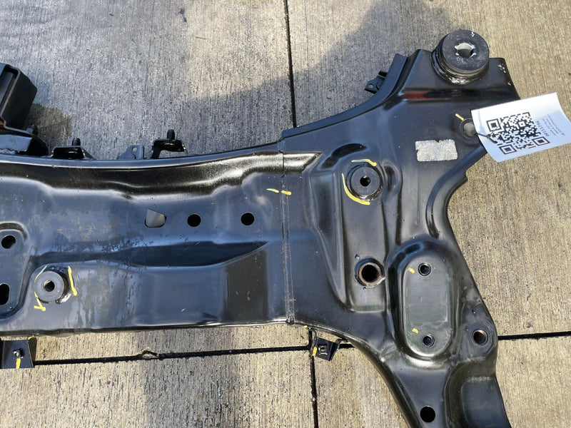 Load image into Gallery viewer, 2021 - 2024 KIA K5 FWD FRONT SUBFRAME UNDERCARRIAGE CROSSMEMBER CRADLE # 111796

