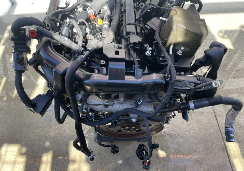 Load image into Gallery viewer, 2019 - 2023 GENESIS G70 RWD ENGINE ASSEMBLY AUTOMATIC 71K MILES 2.0L # 105369

