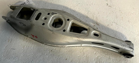 21-26 CHEVROLET EQUINOX REAR LH OR RH SIDE LOWER CONTROL ARM SPRING PERCH 112399