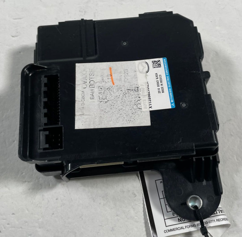 Load image into Gallery viewer, 2023-2025 MAZDA CX-50 NETWORK GATEWAY CONTROL MODULE UNIT TC3M67GM0 # 113098
