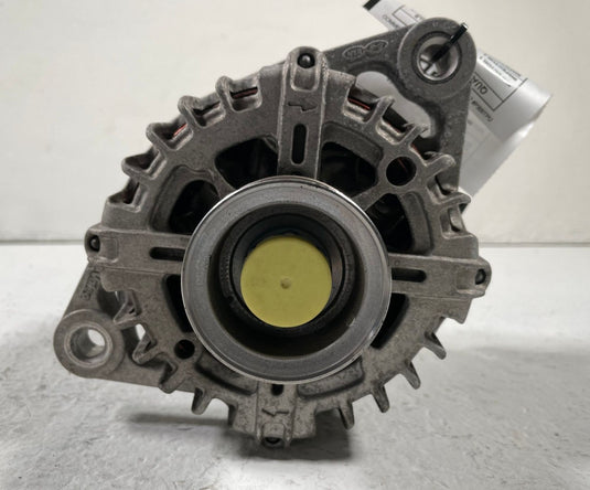 2023 - 2025 HYUNDAI TUCSON ENGINE ALTERNATOR GENERATOR 37300-2SGD1