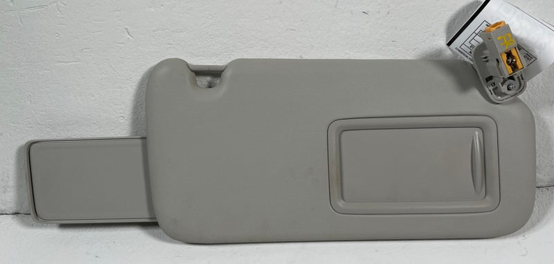 Load image into Gallery viewer, 2023-2025 MAZDA CX-50 FRONT RIGHT PASSENGER SIDE SUN VISOR SUNVISOR GREY #113078
