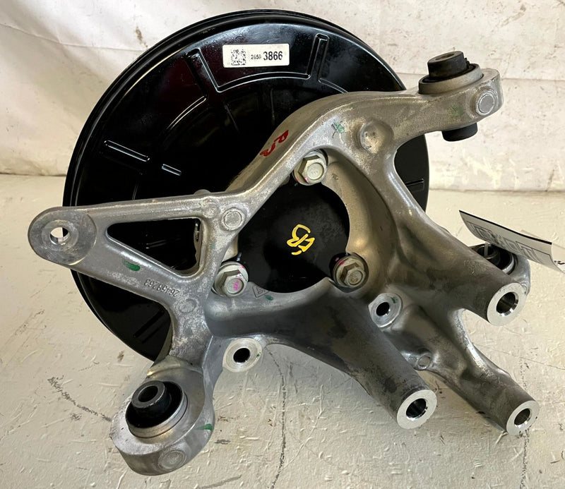 Load image into Gallery viewer, 25-26 CHEVROLET EQUINOX REAR RIGHT SIDE SPINDLE KNUCKLE W/ BEARING HUB #112404
