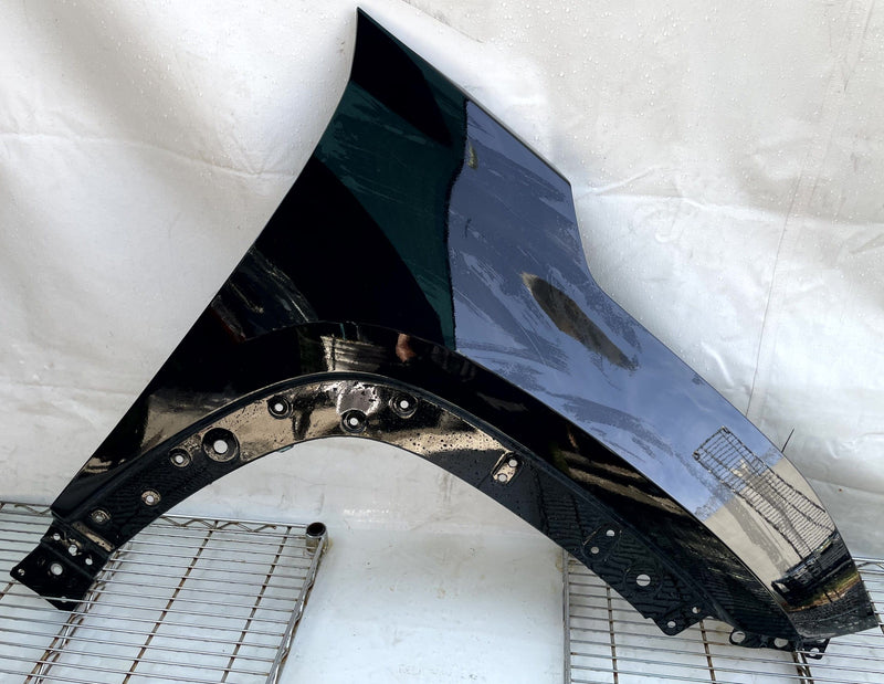 Load image into Gallery viewer, CHEVROLET EQUINOX FRONT RIGHT FENDER PANEL ASSEMBLY BLACK (WA384A) 25-26 #112418
