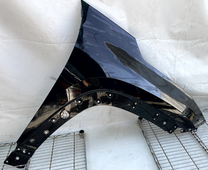 Load image into Gallery viewer, CHEVROLET EQUINOX FRONT RIGHT FENDER PANEL ASSEMBLY BLACK (WA384A) 25-26 #112418
