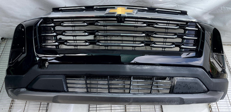 Load image into Gallery viewer, CHEVROLET EQUINOX FRONT BUMPER COVER ASSEMBLY BLACK (WA384A) 2025-2026 # 112388
