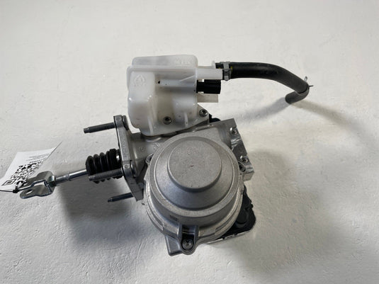 25-26 HYUNDAI IONIQ 5 POWER BRAKE BOOSTER MASTER CYLINDER W/ ABS MODULE