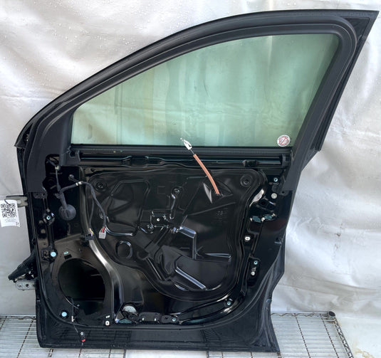 CHEVROLET EQUINOX FRONT RIGHT DOOR SHELL ASSEMBLY BLACK (WA384A) 25-26