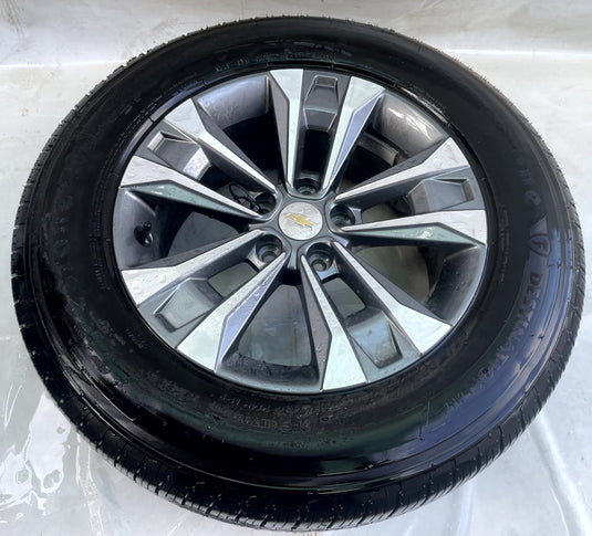 CHEVROLET EQUINOX LT 17x7-1/2 5 DOUBLE SPOKE ALLOY WHEEL RIM W/TIRE 25-26 112417