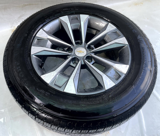 CHEVROLET EQUINOX LT 17x7-1/2 5 DOUBLE SPOKE ALLOY WHEEL RIM W/TIRE 25-26 112417