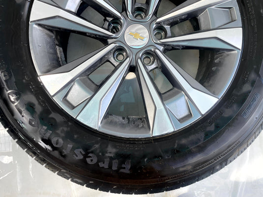 CHEVROLET EQUINOX LT 17x7-1/2 5 DOUBLE SPOKE ALLOY WHEEL RIM W/TIRE 25-26 112390