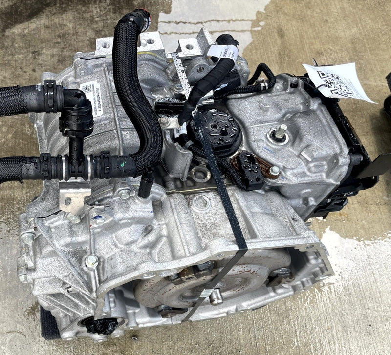 Load image into Gallery viewer, CHEVROLET EQUINOX FWD CVT AUTO TRANSMISSION ASSEMBLY 1.5L 5K MILES 2026 # 112383
