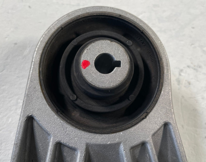 Load image into Gallery viewer, 22-24 HYUNDAI IONIQ 5 RWD RIGHT PASSENGER ENGINE MOUNT SUPPORT BRACKET # 109100
