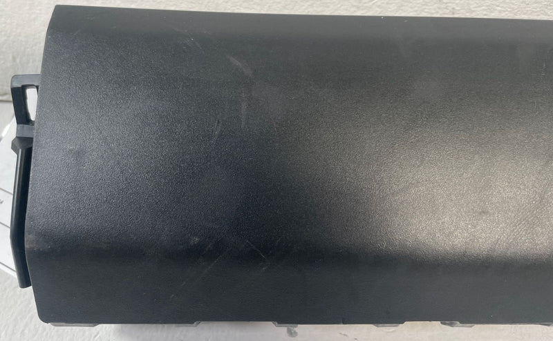 Load image into Gallery viewer, 2022 - 2025 HONDA CIVIC FRONT RIGHT PASSENGER DASH KNEE AIR BAG AIRBAG # 110383
