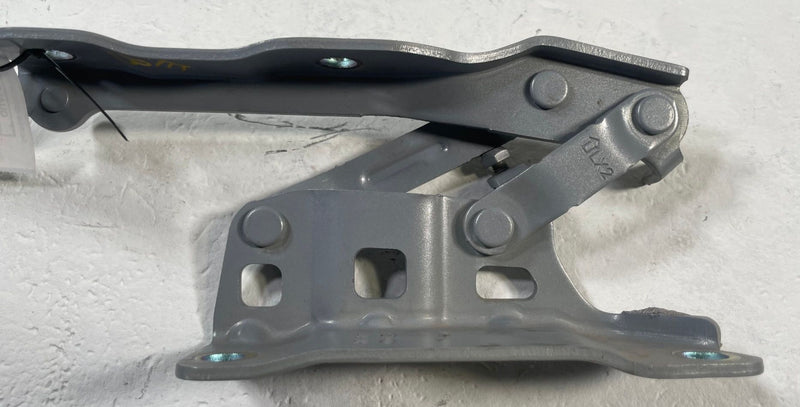 Load image into Gallery viewer, 2020 - 2025 HYUNDAI PALISADE FRONT LEFT &amp; RIGHT HOOD BONNET HINGES PAIR # 111827
