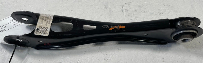 Load image into Gallery viewer, 2025-2026 HYUNDAI IONIQ 5 REAR LEFT OR RIGHT SIDE TRAILING CONTROL ARM # 109068
