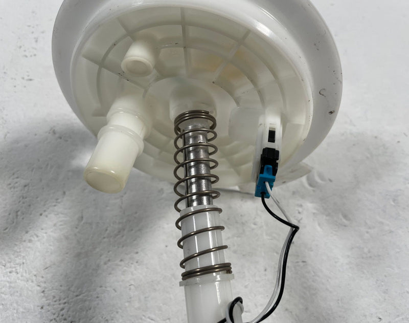 Load image into Gallery viewer, 2023-2025 MAZDA CX-50 FUEL GASOLINE TANK PUMP SENDING LEVEL UNIT 2.5L # 113105
